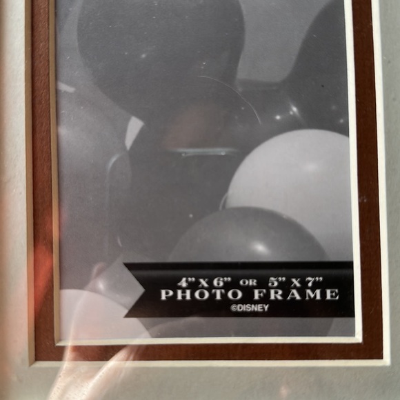 NWT DISNEY MICKEY MOUSE PICTURE FRAME fits 4”x6” with mat for 5”x7” photo - Picture 4 of 5